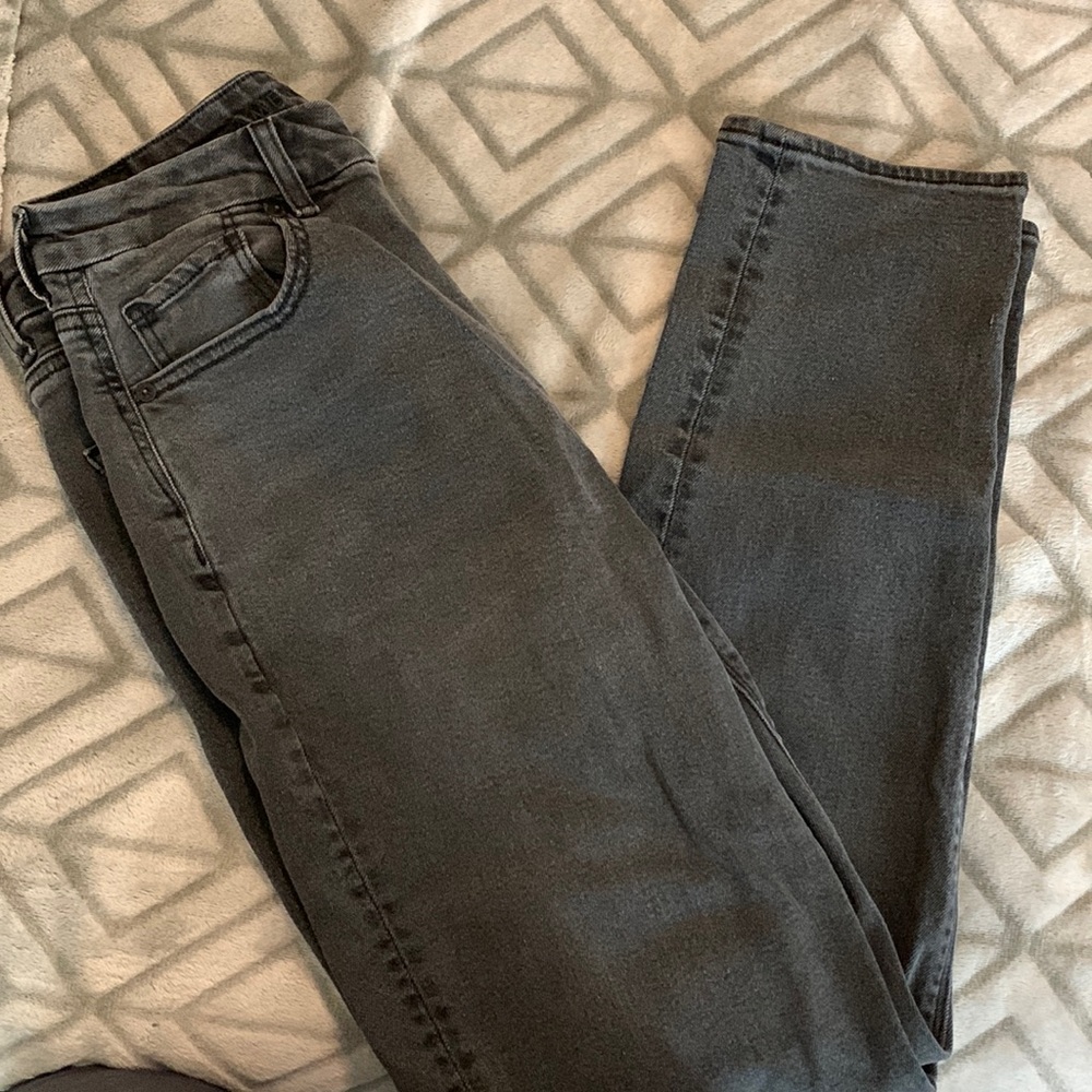American Eagle mom jeans